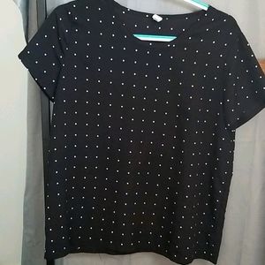 Like new black and white Gap dress shirt
